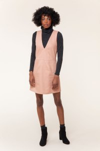 sw3093-dani-01-large-1d45fe69fcb7935303658eef9020e3c945df0ae16c0f1ec38a6c182a7fe42449